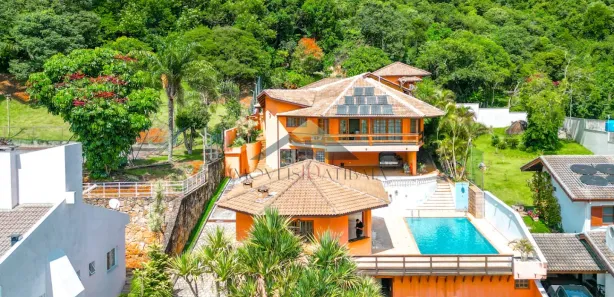 Fazenda / Sítio / Chácara com 4 Quartos à venda, 525m² no Laranja Azeda, Arujá