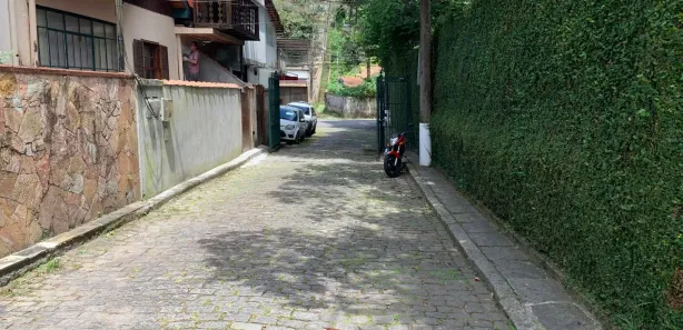 Casa com 3 Quartos à venda, 110m² no Castelanea, Petrópolis