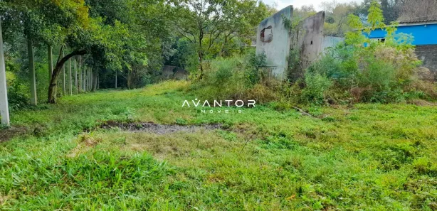 Terreno / Lote / Condomínio à venda, 708m² no Chácara das Flores, Santa Maria