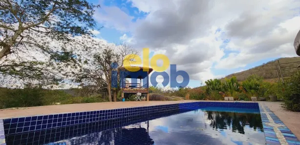 Fazenda / Sítio / Chácara com 4 Quartos à venda, 3500m² no Serras do Vale, Caruaru