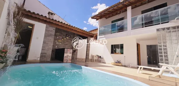 Sobrado com 4 Quartos à venda, 200m² no Parque Ipiranga, Resende