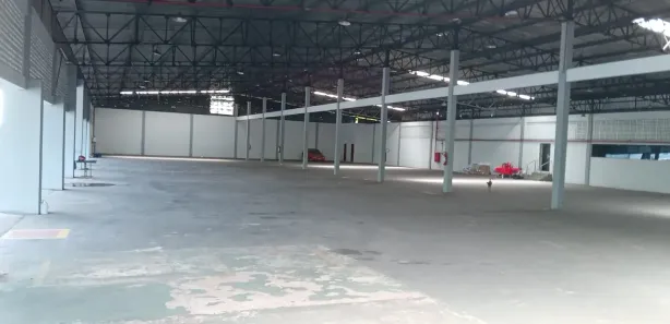 Galpão / Depósito / Armazém para alugar, 2700m² no Japiim, Manaus