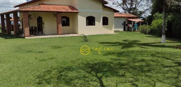 Fazenda / Sítio / Chácara com 5 Quartos à venda, 780m² no , Araçoiaba da Serra