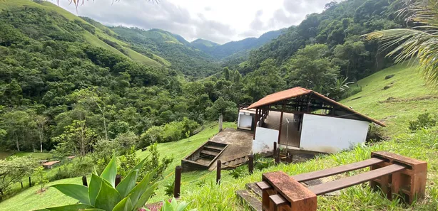 Fazenda / Sítio / Chácara à venda, 435600m² no Cabral, Resende