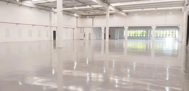 Galpão / Depósito / Armazém para alugar, 2210m² no Tamboré, Barueri