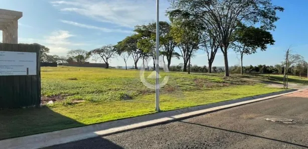 Terreno / Lote / Condomínio à venda, 646m² no Centro, Jaguariúna