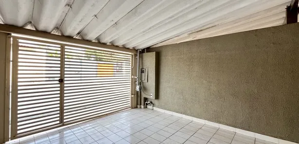 Casa com 2 Quartos para alugar, 98m² no Vila Claudia, Limeira