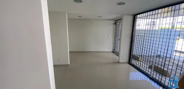 Loja / Salão / Ponto Comercial com 15 Quartos para alugar, 400m² no Casa Caiada, Olinda