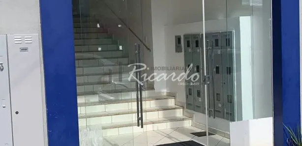 Conjunto Comercial / Sala para alugar, 62m² no Centro, Arapongas