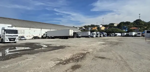 à venda, 16514m² no Centro, Embu das Artes