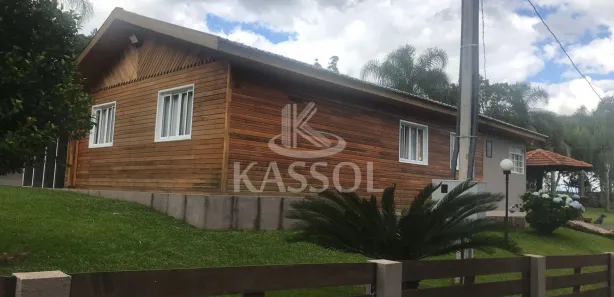 Fazenda / Sítio / Chácara com 2 Quartos à venda, 360m² no Centro, Cascavel