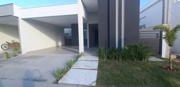 Casa de Condomínio com 3 Quartos para alugar, 120m² no Cajupiranga, Parnamirim