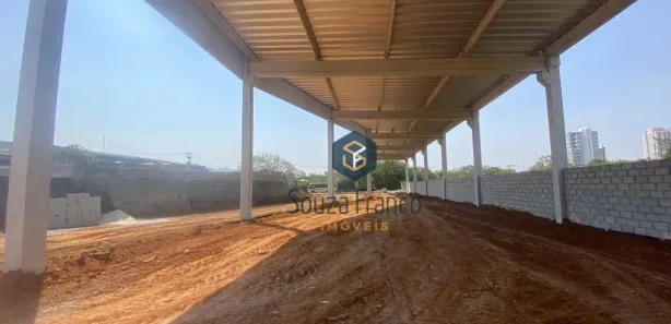 Galpão / Depósito / Armazém para venda ou aluguel, 680m² no Vila Mogilar, Mogi das Cruzes