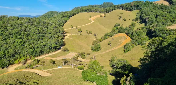 Fazenda / Sítio / Chácara à venda, 20000m² no Centro, Águas Mornas