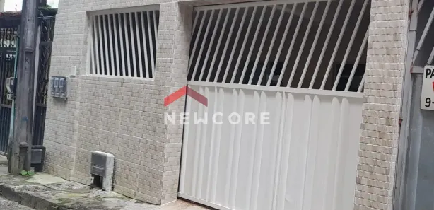 Casa de Condomínio com 2 Quartos à venda, 120m² no Cajazeiras VI, Salvador