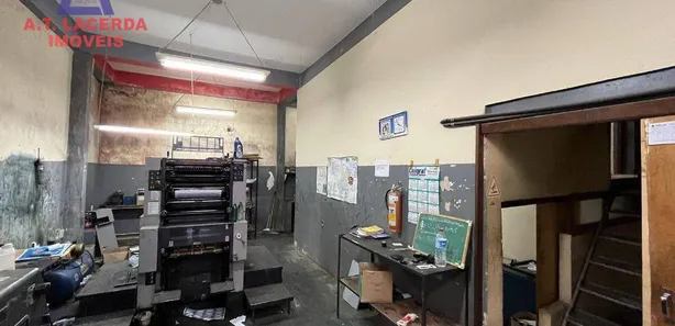 Loja / Salão / Ponto Comercial à venda, 170m² no João Gordo, Montes Claros