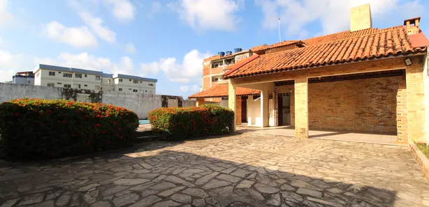 Sobrado com 5 Quartos à venda, 315m² no Jacumã, Conde
