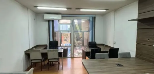 Conjunto Comercial / Sala para alugar, 52m² no Praia do Canto, Vitória
