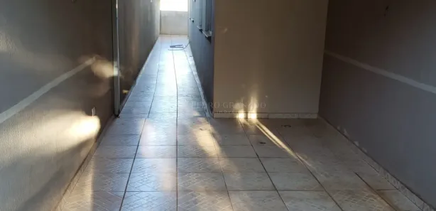 Casa com 3 Quartos para alugar, 72m² no Jardim São Clemente, Maringá