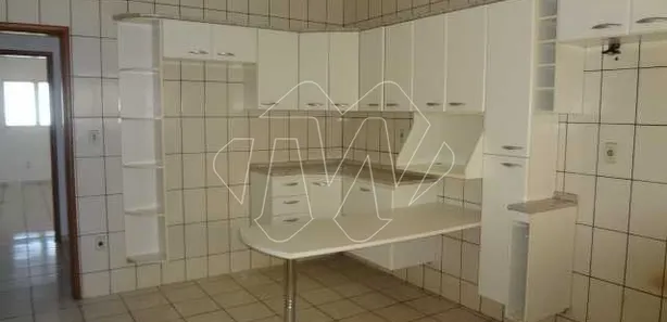 Sobrado com 2 Quartos à venda, 90m² no Vila Suconasa, Araraquara