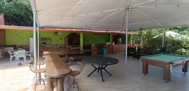 Fazenda / Sítio / Chácara com 8 Quartos à venda, 280m² no Chácaras Bom Retiro (Justinópolis), Ribeirão das Neves