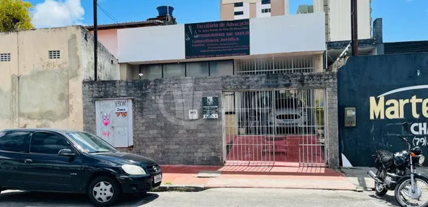 Casa com 5 Quartos à venda, 260m² no São José, Aracaju