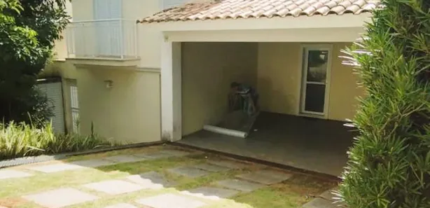 Casa de Condomínio com 4 Quartos para alugar, 63m² no Bosque do Vianna, Cotia