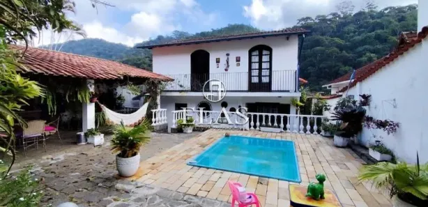 Casa com 4 Quartos à venda, 90m² no Centro, Petrópolis