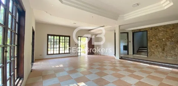 Fazenda / Sítio / Chácara com 4 Quartos para alugar, 390m² no Condomínio Lagoinha, Jacareí