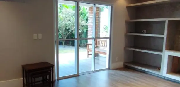 Casa de Condomínio com 4 Quartos para alugar, 63m² no Bosque do Vianna, Cotia