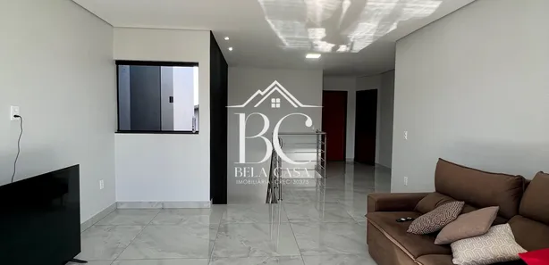 Sobrado com 4 Quartos à venda, 220m² no Guará II, Brasília