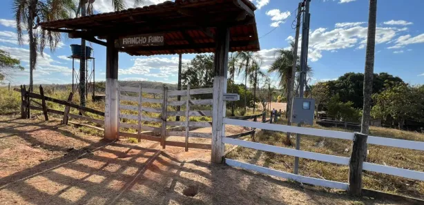 Fazenda / Sítio / Chácara com 5 Quartos à venda, 10000m² no Núcleo Residencial Brasília, Novo Gama