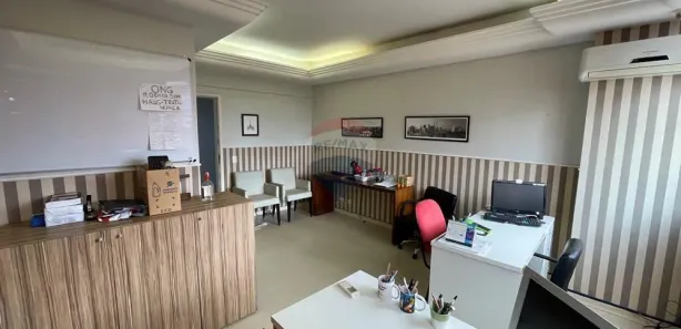 Conjunto Comercial / Sala à venda, 83m² no Asa Sul, Brasília