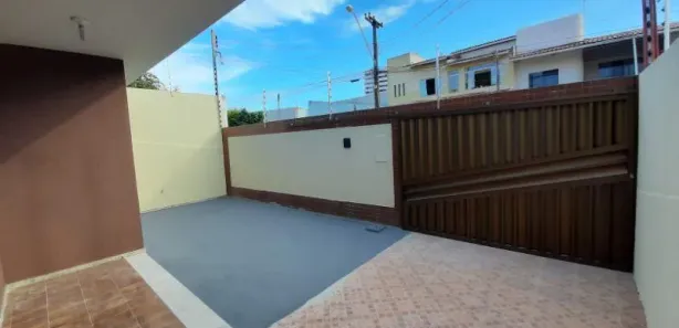 Casa com 3 Quartos para alugar, 300m² no Suíça, Aracaju