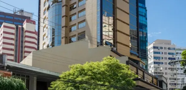 Conjunto Comercial / Sala para alugar, 26m² no Centro, Florianópolis