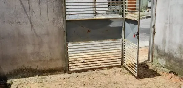 Casa com 2 Quartos à venda, 60m² no Severina, Ribeirão das Neves