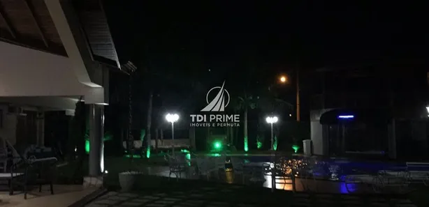 Fazenda / Sítio / Chácara com 5 Quartos à venda, 800m² no Tropicália Park, Boituva