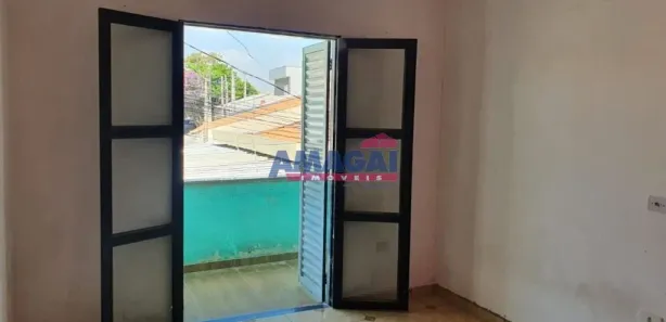 Sobrado com 4 Quartos à venda, 170m² no Jardim Primavera, Jacareí