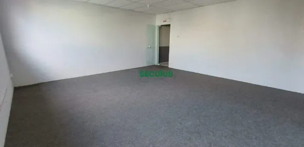 Conjunto Comercial / Sala para alugar, 81m² no Amizade, Jaraguá do Sul
