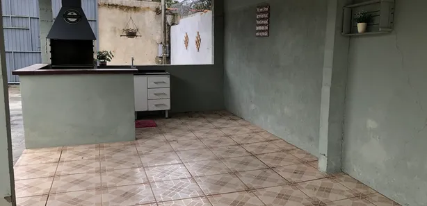 Galpão / Depósito / Armazém com 2 Quartos à venda, 250m² no Borda do Campo, São José dos Pinhais