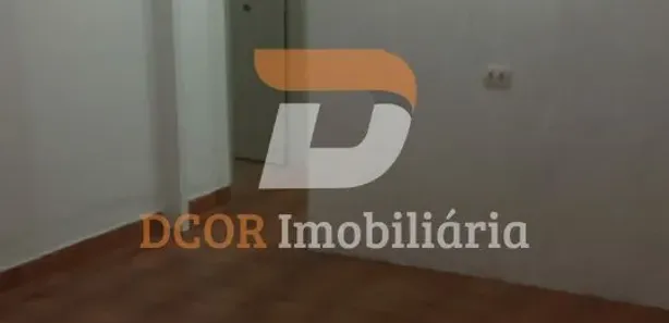 Casa com 2 Quartos para alugar, 47m² no Campanário, Diadema