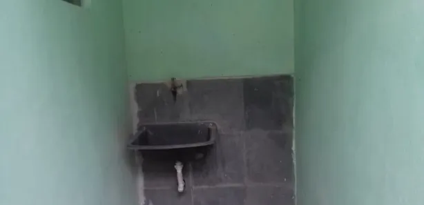 Casa com 1 Quarto para alugar, 12m² no Vila São João, São João de Meriti