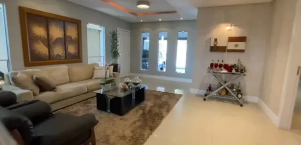 Casa com 4 Quartos para venda ou aluguel, 455m² no Morada da Colina, Resende