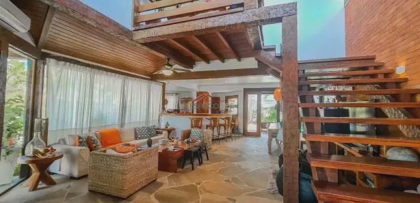 Casa de Condomínio com 4 Quartos para alugar, 151m² no Manguinhos, Armação dos Búzios