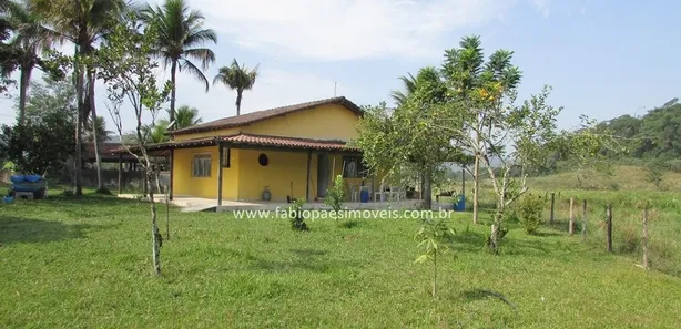 Fazenda / Sítio / Chácara com 3 Quartos à venda, 145200m² no Maraporã, Cachoeiras de Macacu