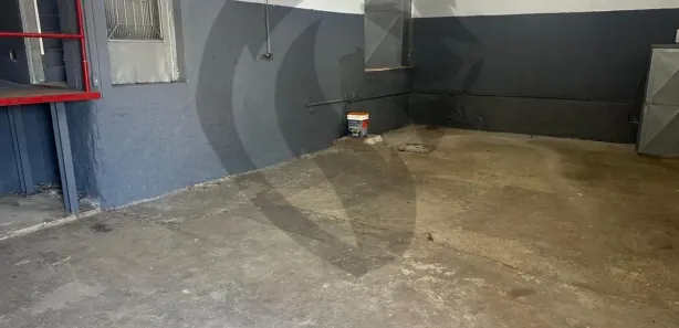 Galpão / Depósito / Armazém para alugar, 300m² no Serraria, Diadema
