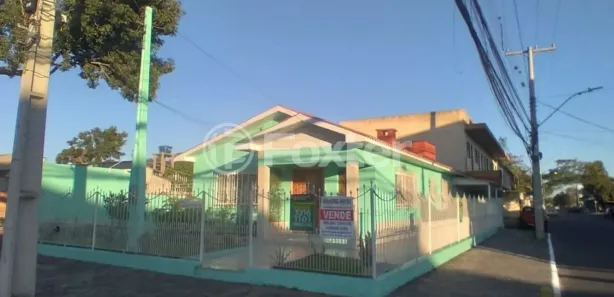 Casa com 3 Quartos à venda, 137m² no Niterói, Canoas