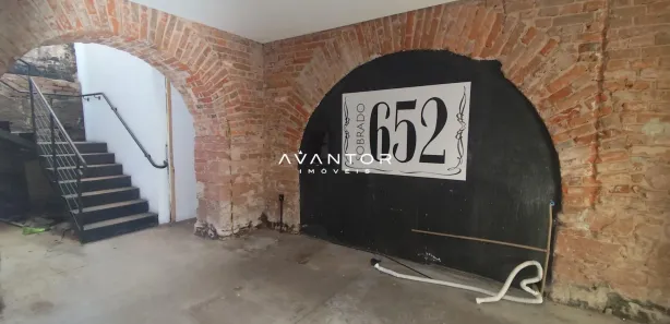 Prédio Inteiro com 2 Quartos para venda ou aluguel, 300m² no Nossa Senhora do Rosário, Santa Maria