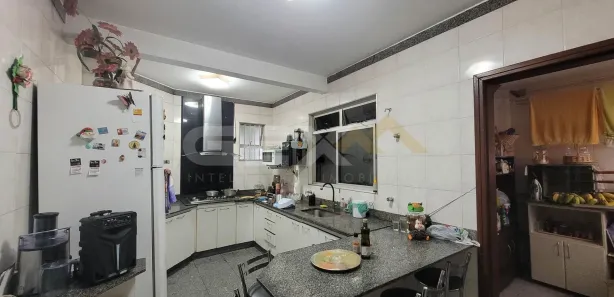 Apartamento com 3 Quartos à venda, 137m² no Centro, Divinópolis