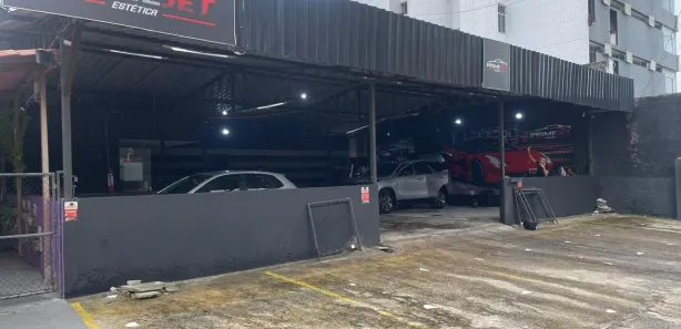 Loja / Salão / Ponto Comercial com 4 Quartos à venda, 250m² no Candeias, Jaboatão dos Guararapes